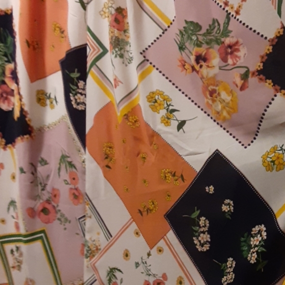 New york and co long skirt - Picture 2 of 3